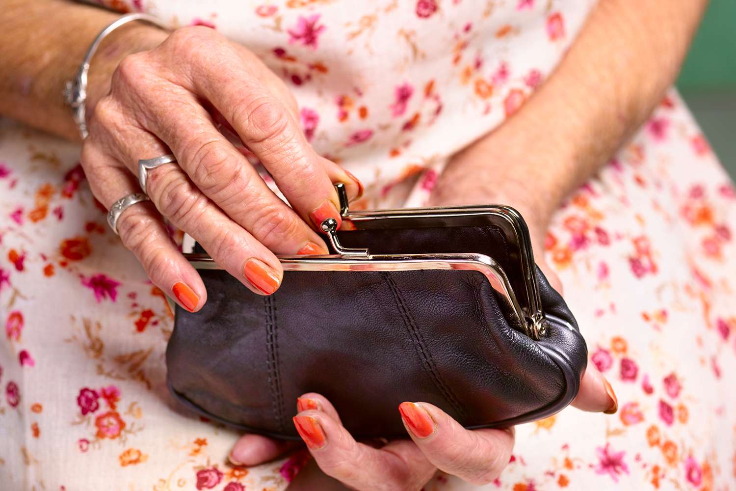 daughter, 23, graduates college. now, her mom is demanding a $1k monthly allowance